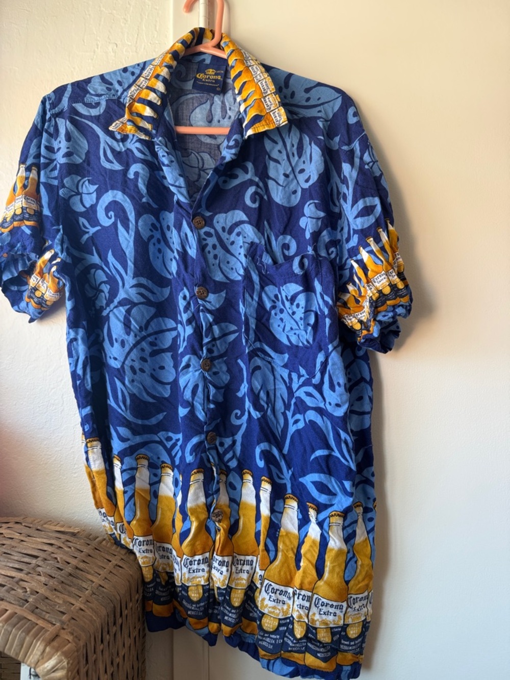 Corona Men’s Blue & Yellow Short-Sleeve Hawaiian Button-Up Shirt